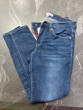 Lucky Brand Women's Skinny Jeans in Dark Blue Wash